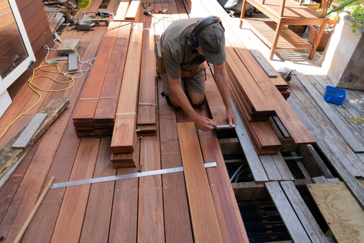 Deck Construction & Repair